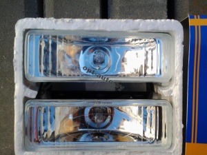 Противотуманная фара комплект ХТ 990 (054)